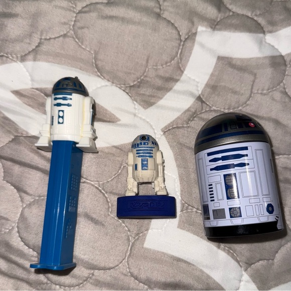 Disney R2-D2 Kids Bundle - Picture 3 of 16